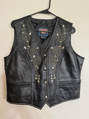 Cripple Creek Black Studded Leather Vest